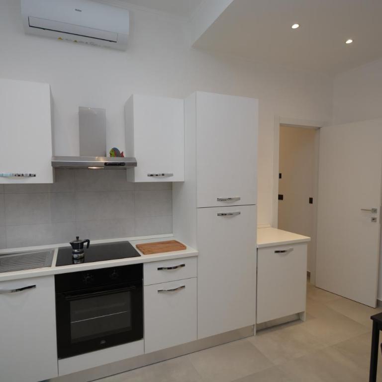 Piazza Della Vittoria Apartment - One-Bedroom Apartment - 9