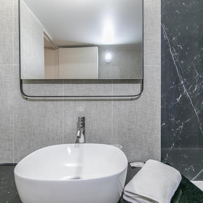 MBA Splendide Appart - Proche du Moulin Rouge - Apartamento - 57