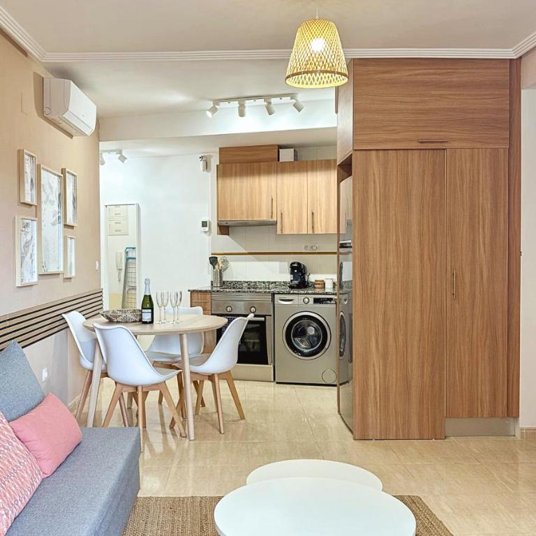 Moderne, lumineux, balcon, piscine, parking - Apartamento de 2 dormitorios - 3
