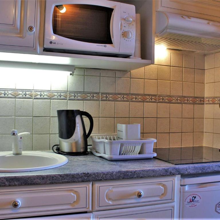 Appartement pieds des pistes, 2 cabines, 4 personnes - Risoul 1850 - Appartement 2 Chambres - 18