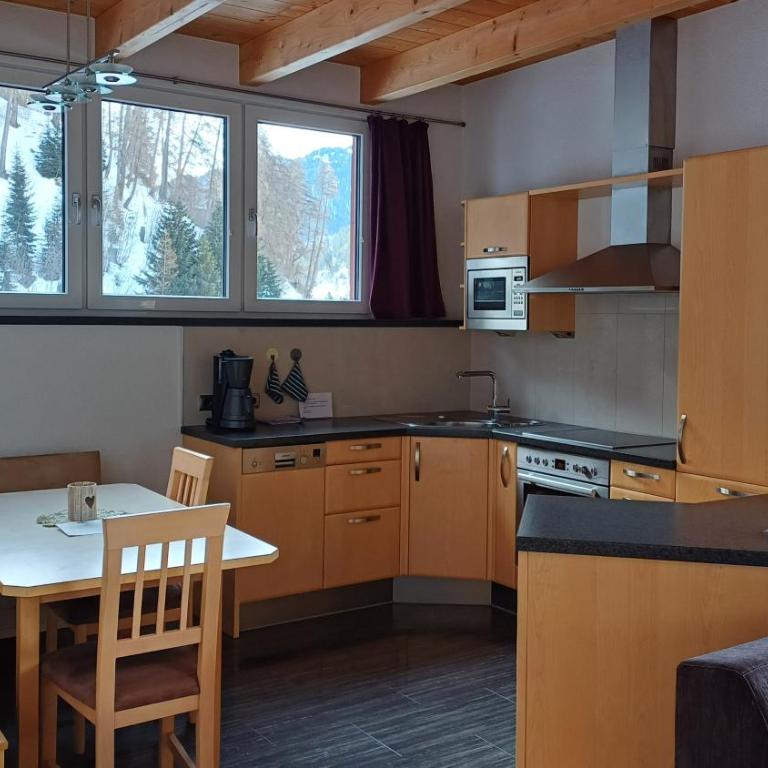 Haus Patscheider - Apartment mit Balkon - 6