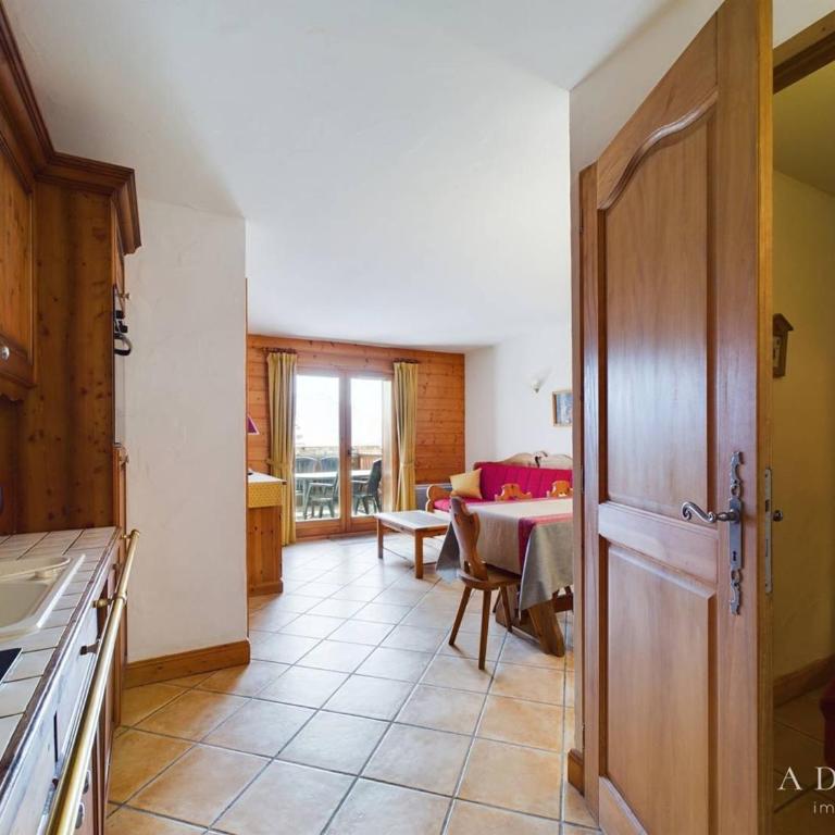 Charmant appartement 3* de 2 chambres avec balcon en plein centre, proche pistes et commerces - FR-1-398-499 - Appartement (6 Adultes) - 14