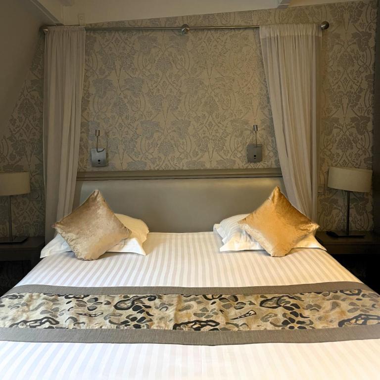 Hotel Monceau Wagram - Chambre Double Supérieure Romantique - 4