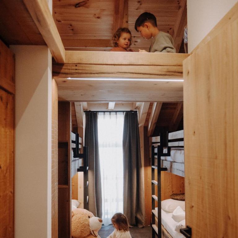 Bergchalets Gut Wenghof - Five-Bedroom Chalet - 8