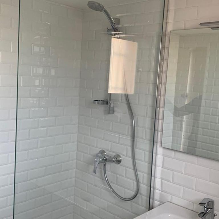 Appartement Climatisé 2 Pièces avec Terrasse et Parking - Classé 2 Étoiles - FR-1-326-690 - Appartement (4 Adultes) - 10