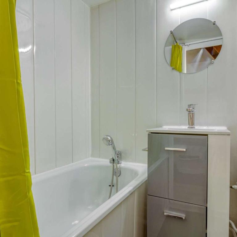 Charmant Duplex 18m² à 150m des Pistes, Centre Cauterets, Parking Gratuit - FR-1-401-195 - Studio - 11