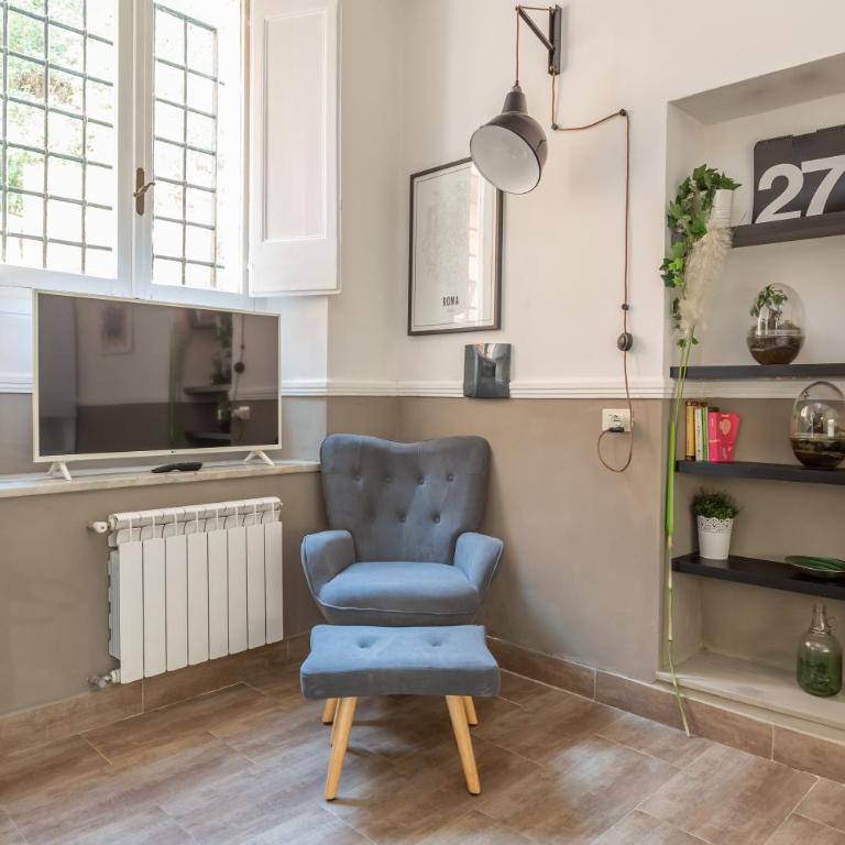 Central Charm near Piazza Navona - Cozy Loft for 2 - Monolocale - 19