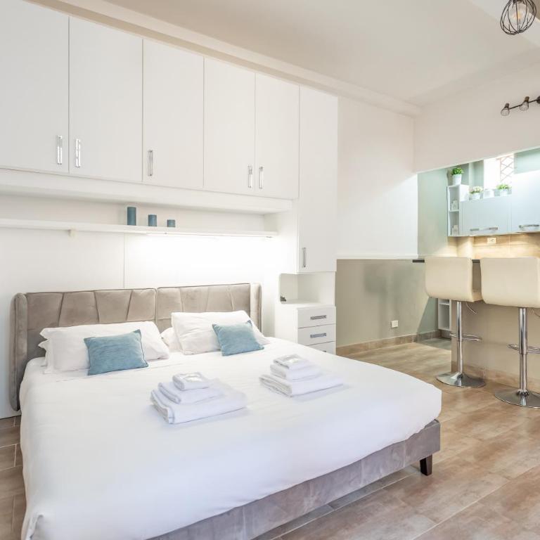 Central Charm near Piazza Navona - Cozy Loft for 2 - Monolocale - 37