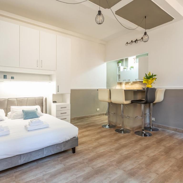 Central Charm near Piazza Navona - Cozy Loft for 2 - Monolocale - 38