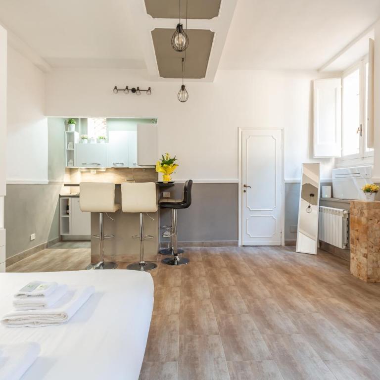 Central Charm near Piazza Navona - Cozy Loft for 2 - Monolocale - 39