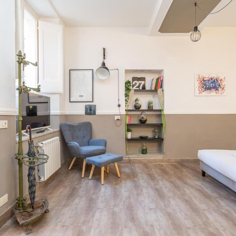 Central Charm near Piazza Navona - Cozy Loft for 2 - Monolocale - 34