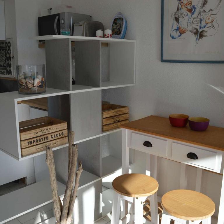 Studio Cabine lumineux, loggia & plancha à Port Camargue, 4 couchages, ménage inclus - FR-1-250-161 - Apartment (4 Erwachsene) - 15