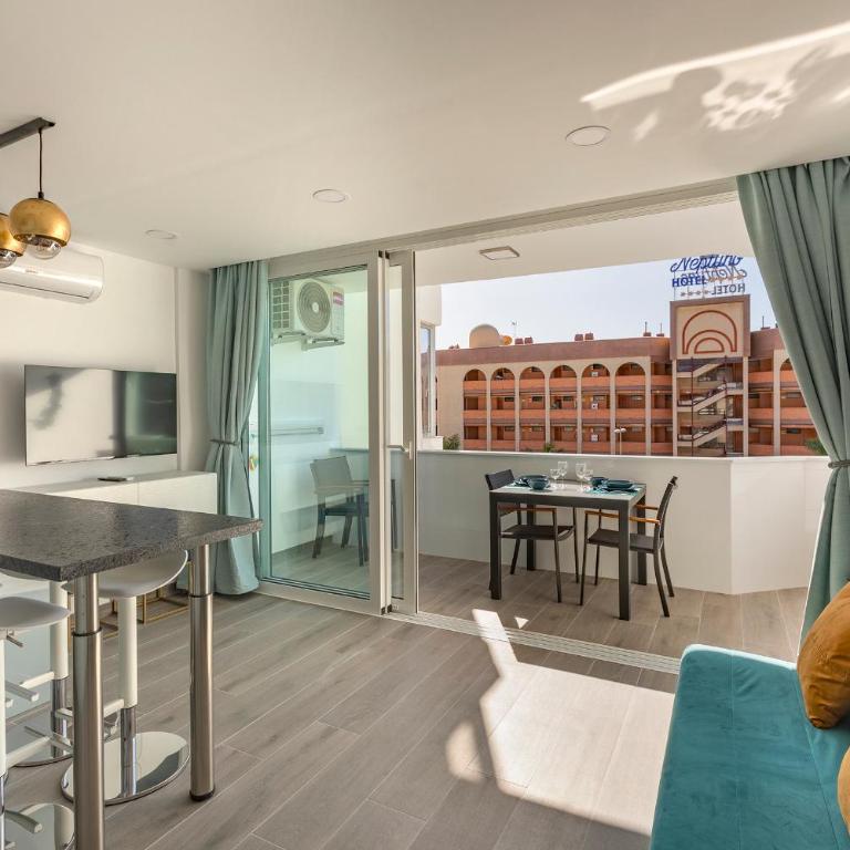 Chic & Stylish near Yumbo - One-Bedroom Apartment - 14
