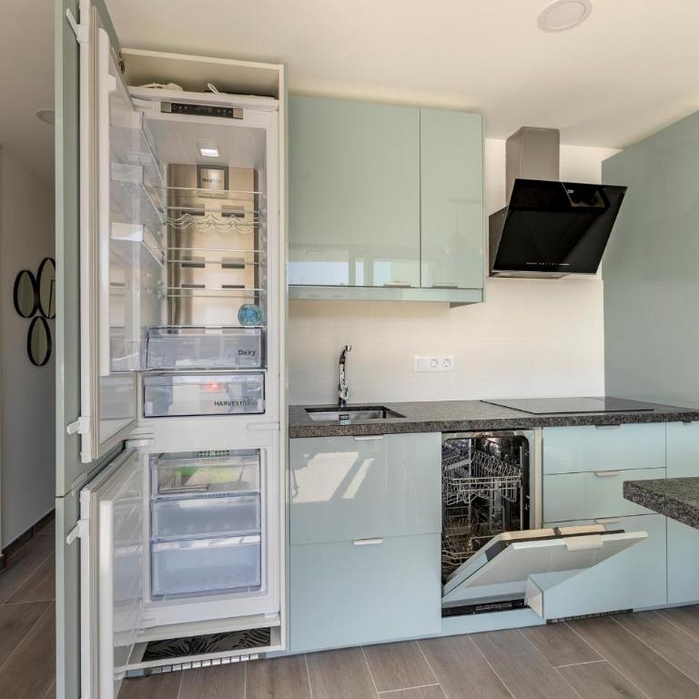 Chic & Stylish near Yumbo - One-Bedroom Apartment - 8