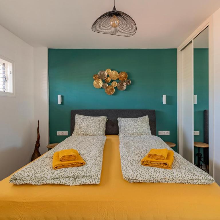 Chic & Stylish near Yumbo - One-Bedroom Apartment - 20
