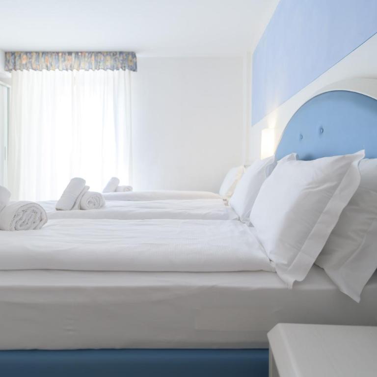 Hotel all'Azzurro - Camera Tripla Standard - Dependance - 3