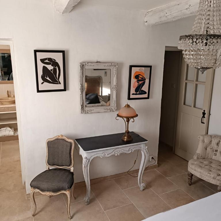 Chambre d'hôtes du Mas de Longuefeuille - Chambre Double - Vue sur Jardin - 6