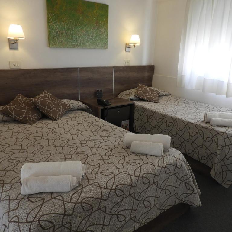 HOTEL ROMA DE TANDIL - Habitación cuádruple - 10