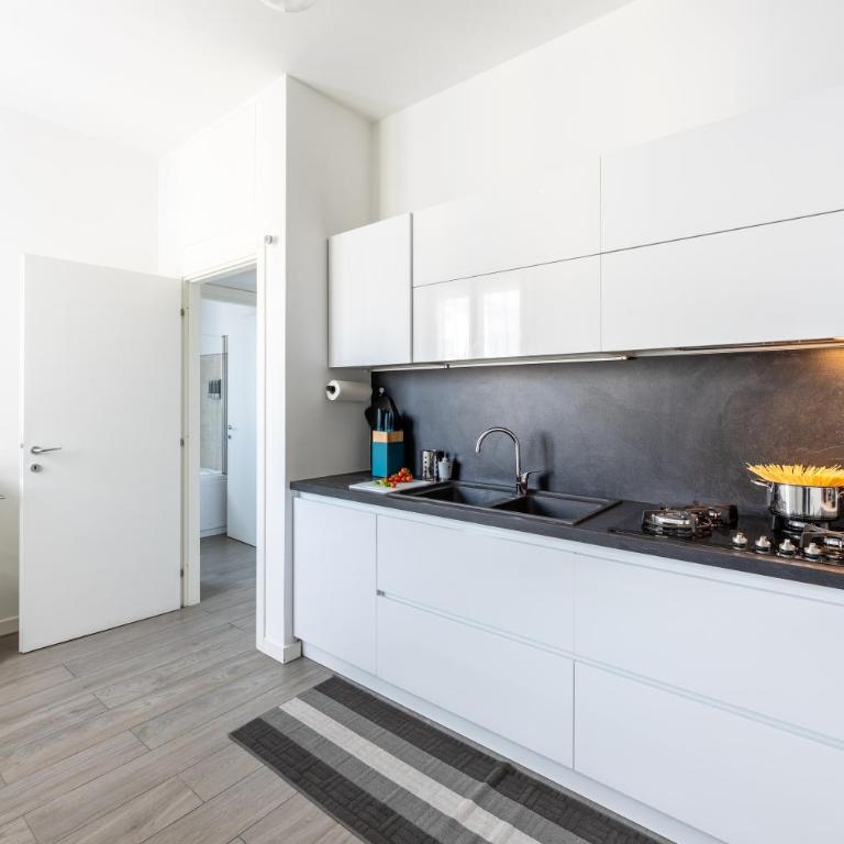 Bocconi's Nest - Close to Duomo with terrace - Appartamento con 2 Camere da Letto - 50