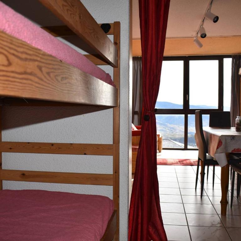 Studio Cabine au Centre, Accès Direct aux Pistes, WIFI, Parking - Studio - 4