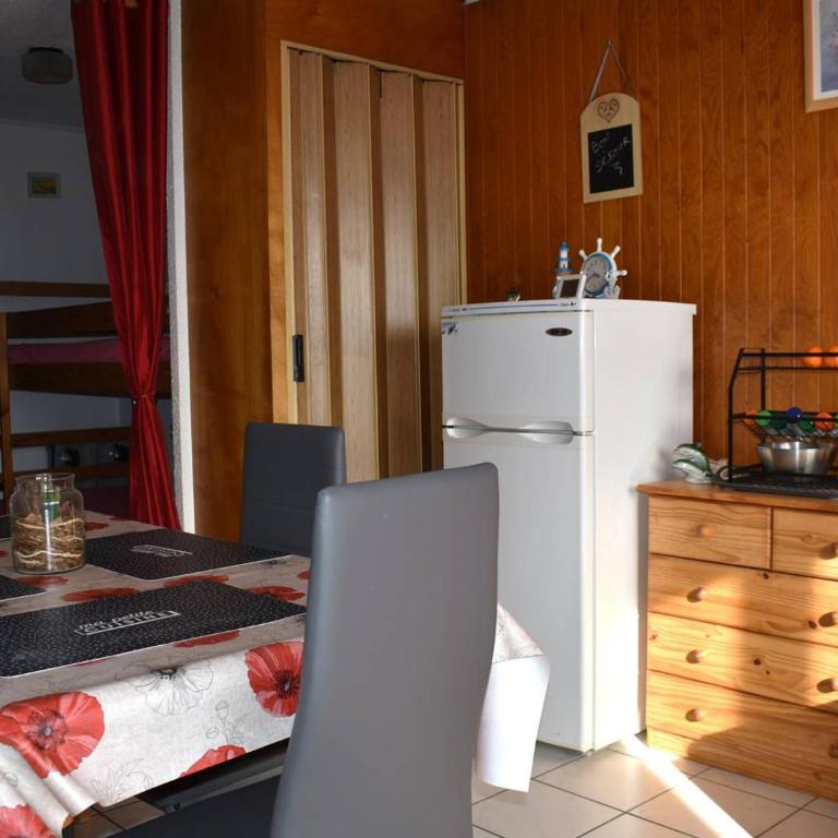 Studio Cabine au Centre, Accès Direct aux Pistes, WIFI, Parking - Studio - 5
