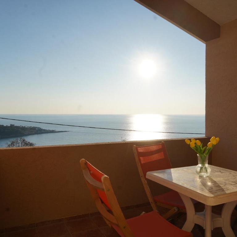 Apartments Safija - Apartment with Sea View - 1