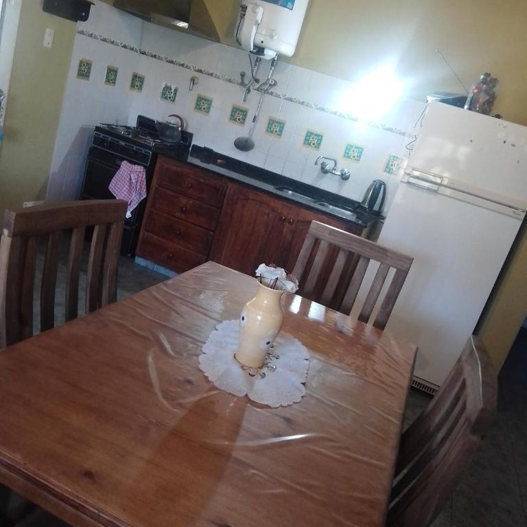 Triana alquiler de casa para turista - Habitación Familiar con vistas al jardín - 1