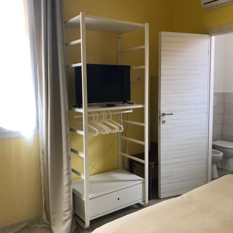 Casa Francia Emilia Levante - Camera Quadrupla con Bagno Privato - 5