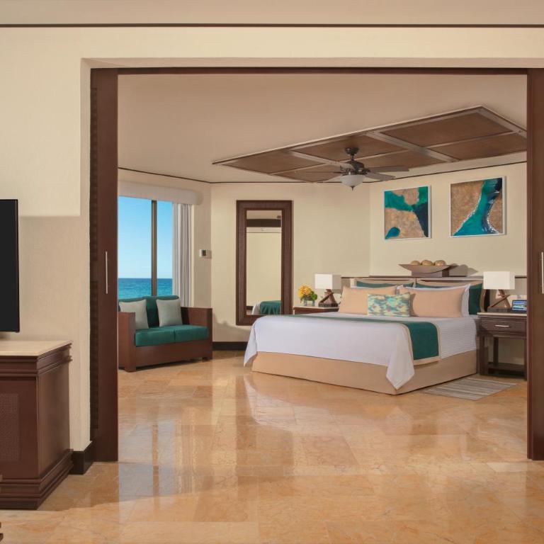 Dreams Riviera Cancun Resort & Spa - All Inclusive - Preferred Club Master Suite with Outdoor Jacuzzi (King bed) - 1