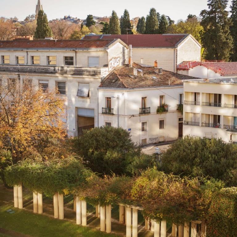 Le JOYAU loft historique et arboré avec garage - Appartamento con 1 Camera da Letto - 2