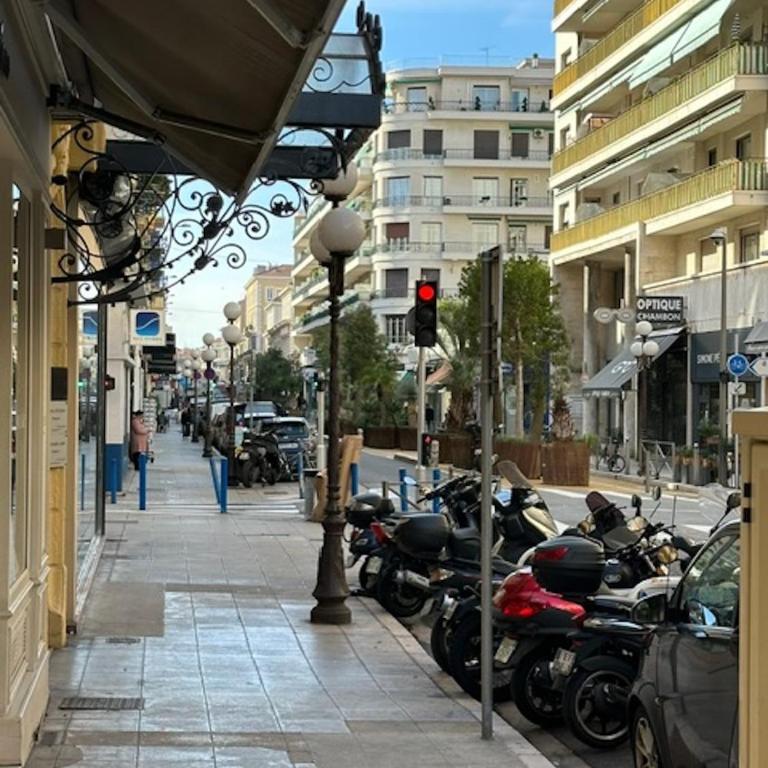 Sublime, modern, balconies, a/c, refurbished - Appartement 2 Chambres - 66