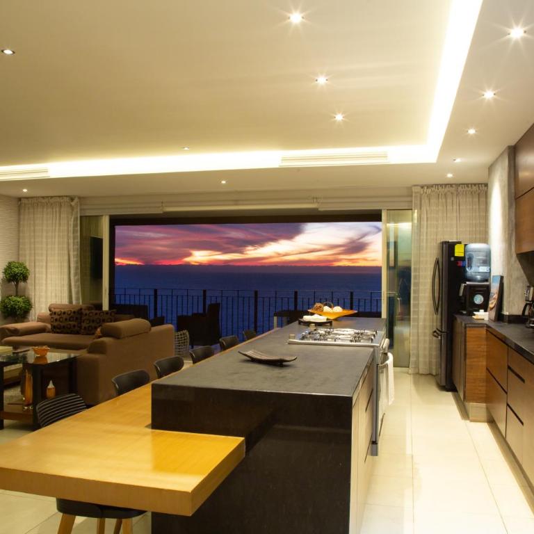 Gorgeous 15 Floor Grand Venetian - Apartamento de 3 dormitorios - 1