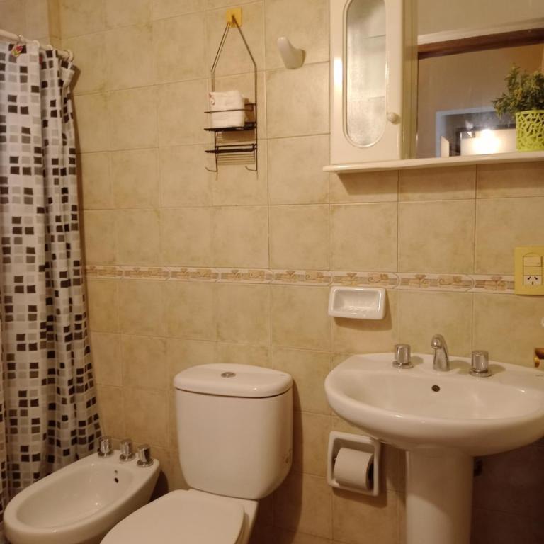 Casa con excelente ubicacion - Casa de 3 dormitorios - 21