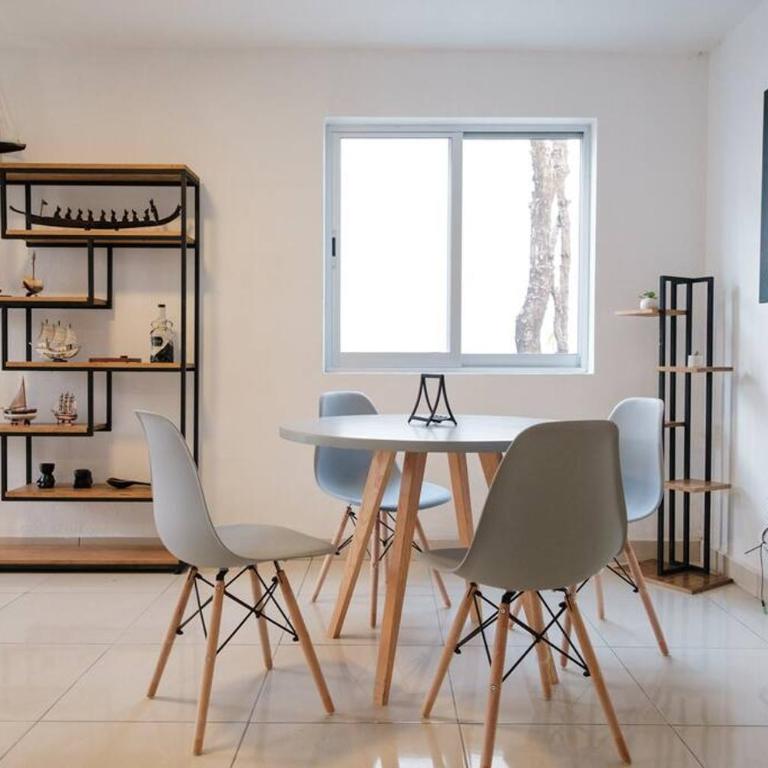 Colomos, 5 BR w/AC king bed, backyard & parking. - Apartamento - 9