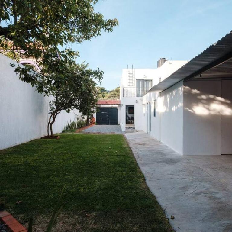 Colomos, 5 BR w/AC king bed, backyard & parking. - Apartamento - 36