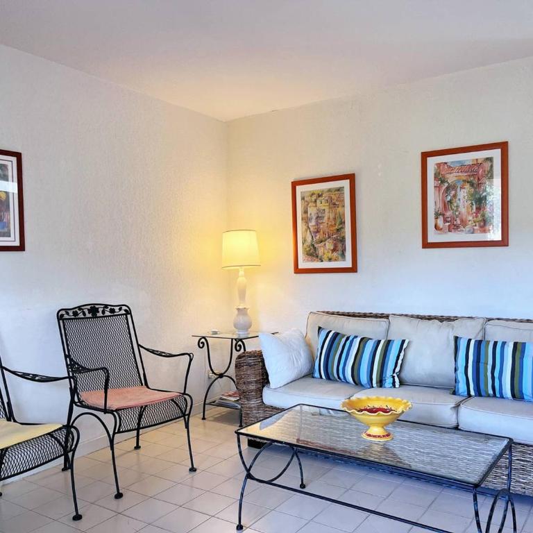 Duplex avec piscine, 3 pièces cabine, 6 couchages, terrasses et parking proche plage - Le Lavandou - FR-1-251-536 - Apartamento - 3