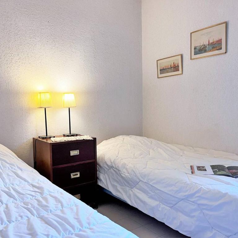Duplex avec piscine, 3 pièces cabine, 6 couchages, terrasses et parking proche plage - Le Lavandou - FR-1-251-536 - Apartamento - 8