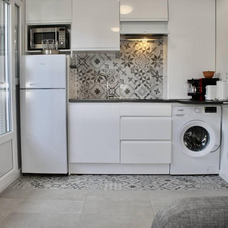 Charmant 2P Climatisé, Terrasse et Parking, 4 Couchages - Villeneuve-Loubet - FR-1-252A-115 - Appartement - 5