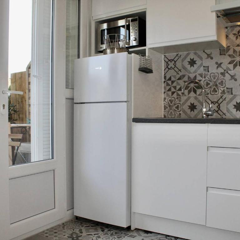 Charmant 2P Climatisé, Terrasse et Parking, 4 Couchages - Villeneuve-Loubet - FR-1-252A-115 - Appartement - 6