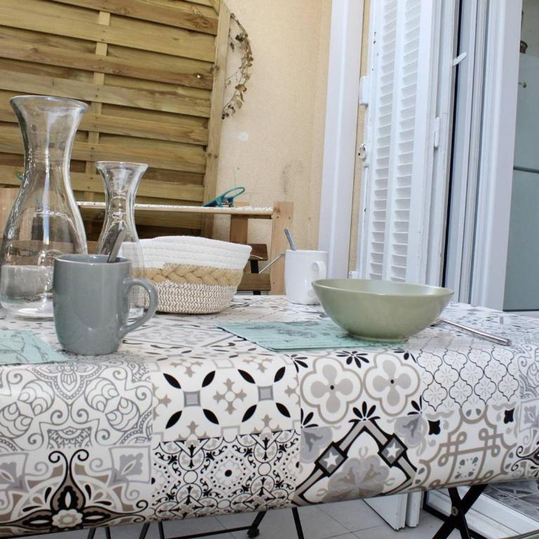 Charmant 2P Climatisé, Terrasse et Parking, 4 Couchages - Villeneuve-Loubet - FR-1-252A-115 - Appartement - 10