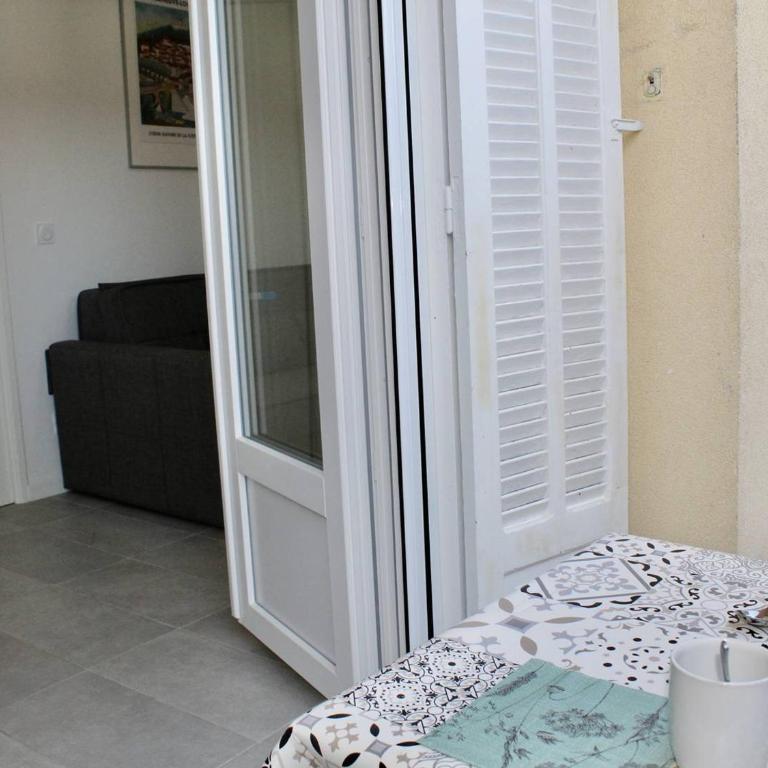 Charmant 2P Climatisé, Terrasse et Parking, 4 Couchages - Villeneuve-Loubet - FR-1-252A-115 - Appartement - 12