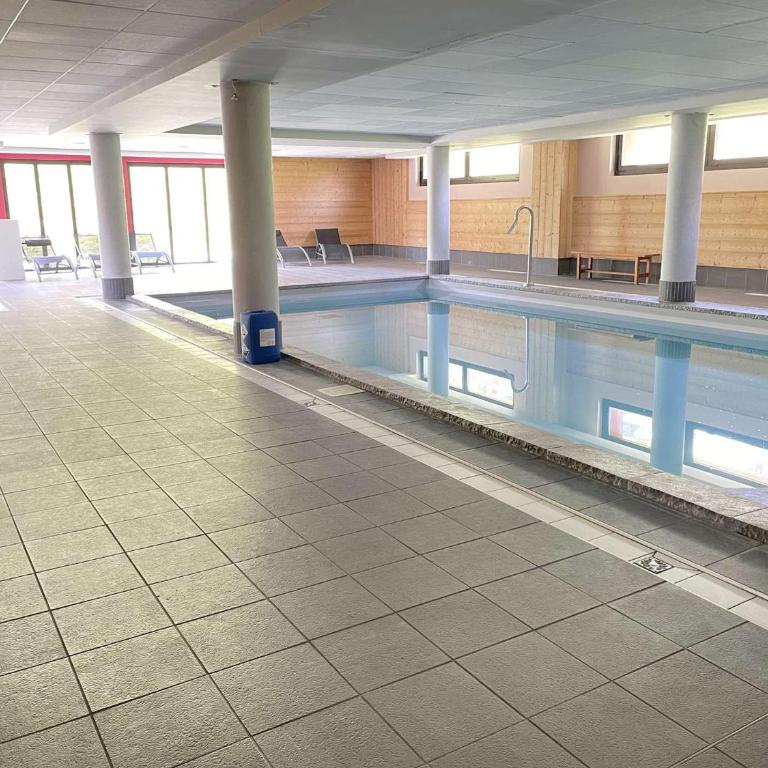 Appartement 2P cabine, 4 couchages, piscine, sauna, proche pistes – Risoul 1850 - Appartement 1 Chambre - 7
