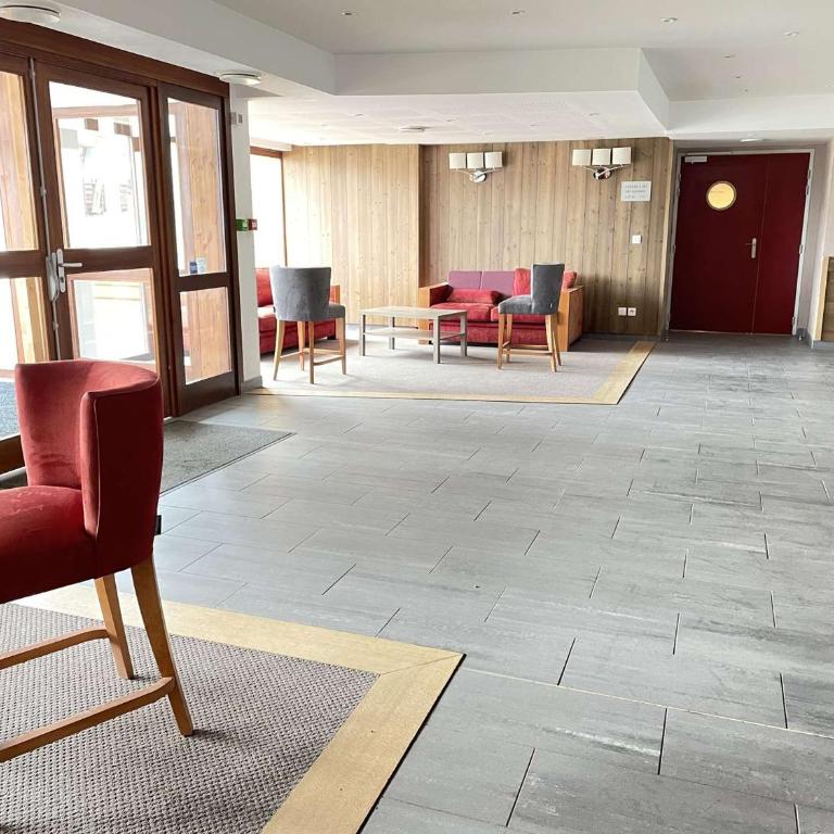 Appartement 2P cabine, 4 couchages, piscine, sauna, proche pistes – Risoul 1850 - Appartement 1 Chambre - 11