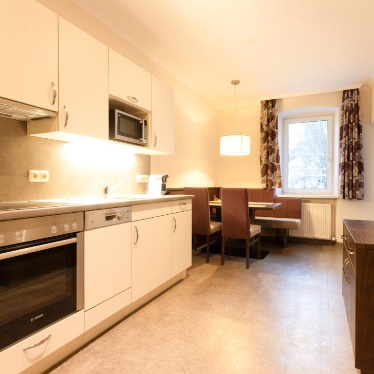 Appartements Feroli - Two-Bedroom Apartment - 3
