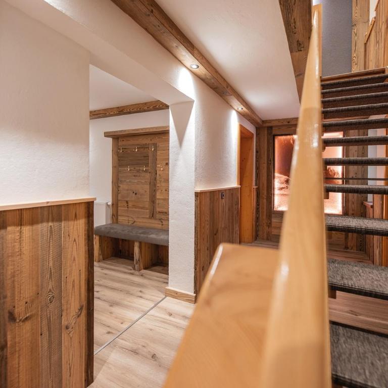 Ferienhaus Marian - Haus mit 4 Schlafzimmern, einem Balkon und Gartenblick - 1