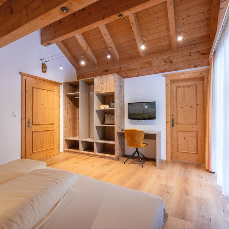 Apart&Chalet Chiara - Apartment mit 3 Schlafzimmern, Terrasse oder Balkon - 13