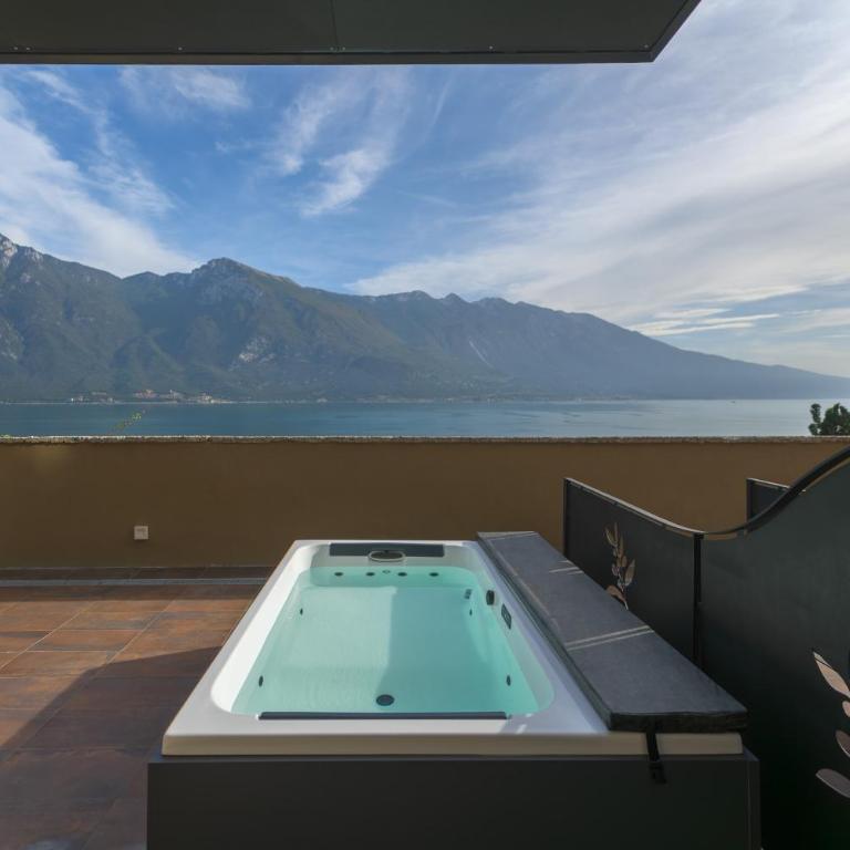 Hotel Villa Dirce - Adults Only Hotel - Suite con Vasca Idromassaggio - 5