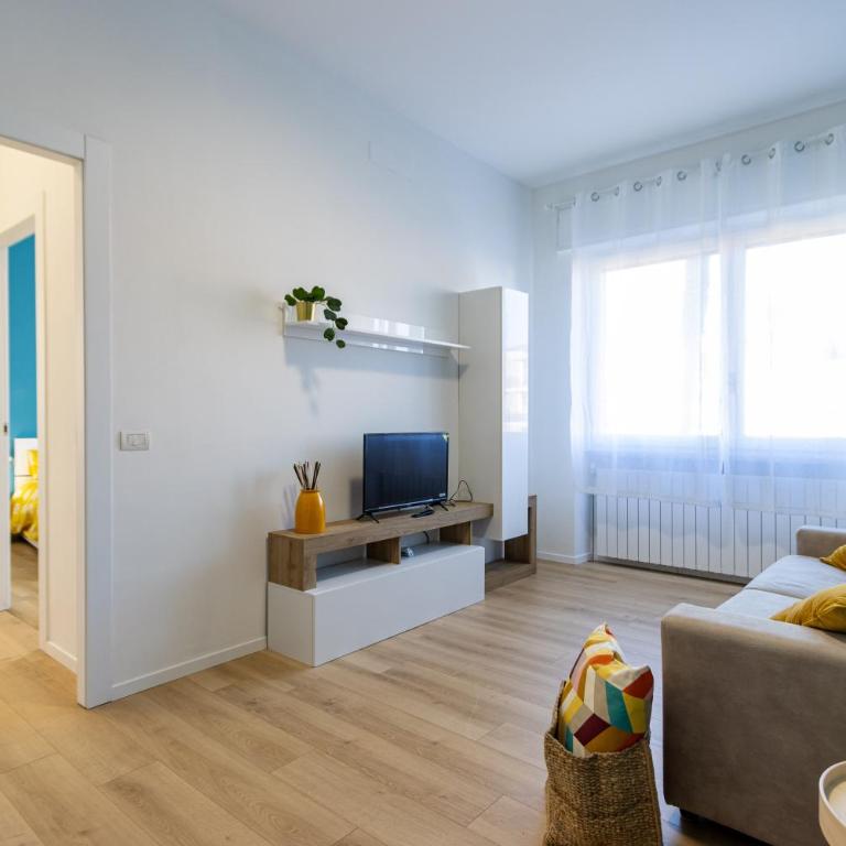 Arona Centro - Blue Lake - Wi-Fi - AC - Appartamento con 1 Camera da Letto - 14