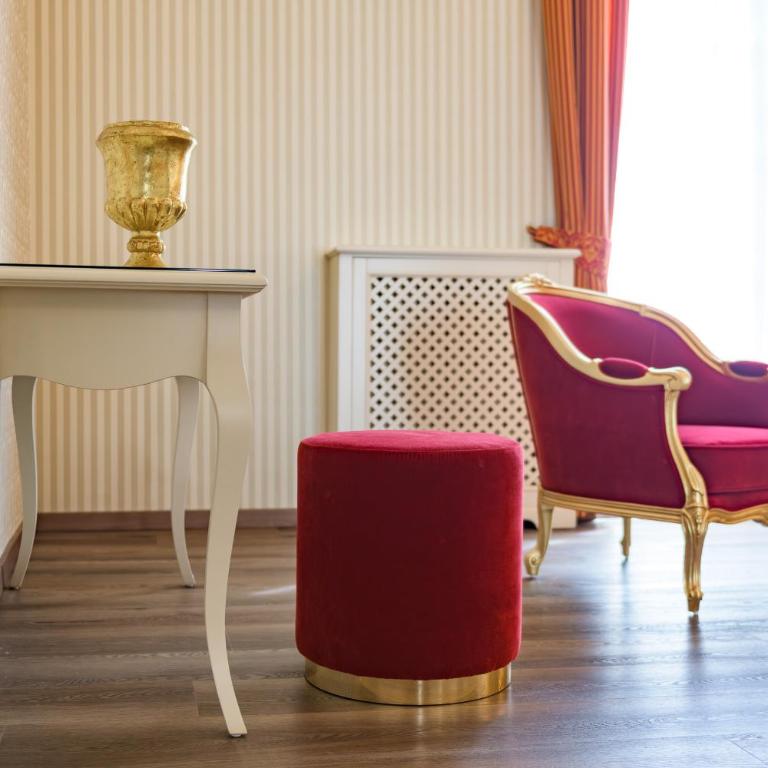 Regina del Garda Suite - Camera Deluxe - 4