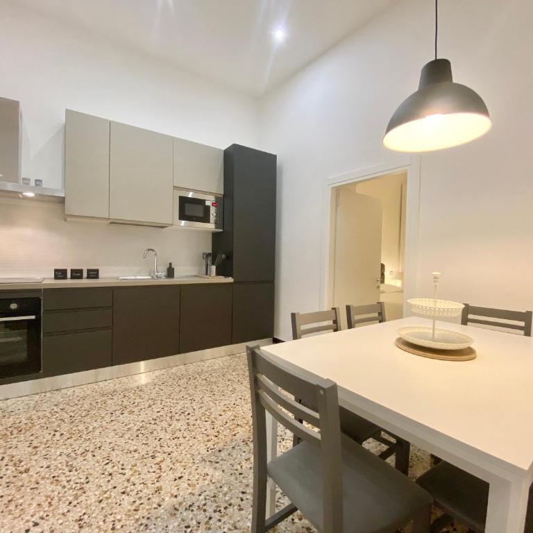 CasaViva - Lovely Trilo in the heart of Genoa - Appartamento con 2 Camere da Letto - 16